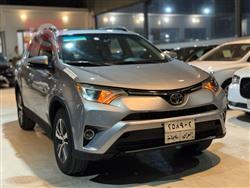 تۆیۆتا ڕاڤ 4